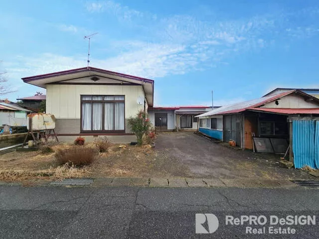 Oga City, Funakoshi, Funakoshi (Funakoshi Station) Single-story building 6DK