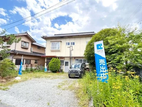 [Open House] Family-oriented house with parking for 3 cars is now available! Elementary school, convenience store within walking distance