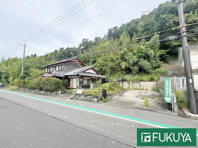Omihachiman City, Nakanoshou-cho (Omihachiman Station) 2-story 7SLDK