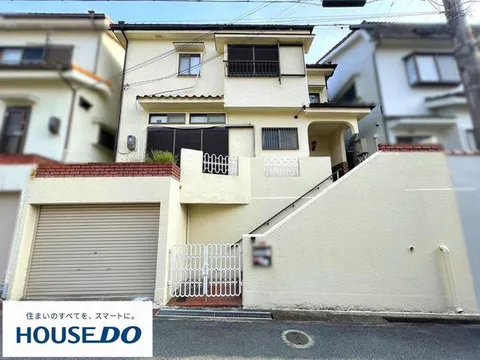 ■Immediate viewing available♪■This is a 4SLDK house with a shutter garage♪