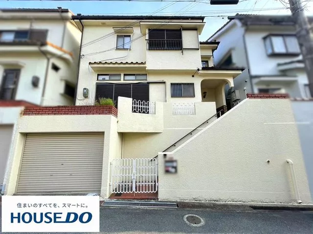 ■Immediate viewing available♪■This is a 4SLDK house with a shutter garage♪
