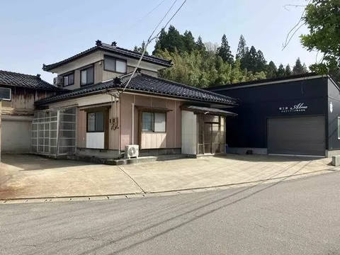 Yudagawa Aza Manneniri (Uzen Mizusawa Station) 7.8 million yen