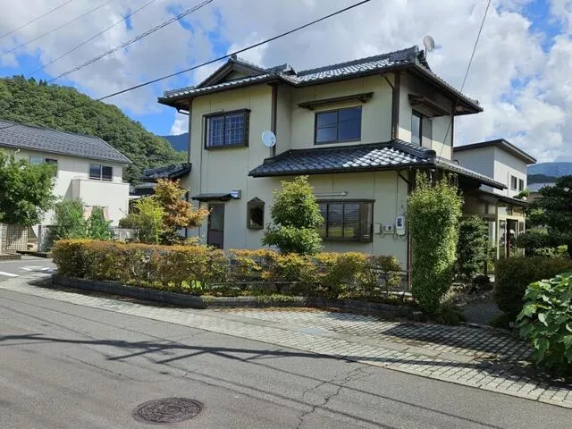 Makitani, Minamiechizen-cho, Nanjō-gun (Nanjō Station) 2-story 4LDK
