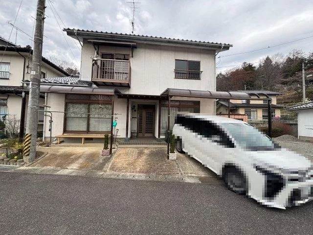 Nakayamada, 5.25 million yen