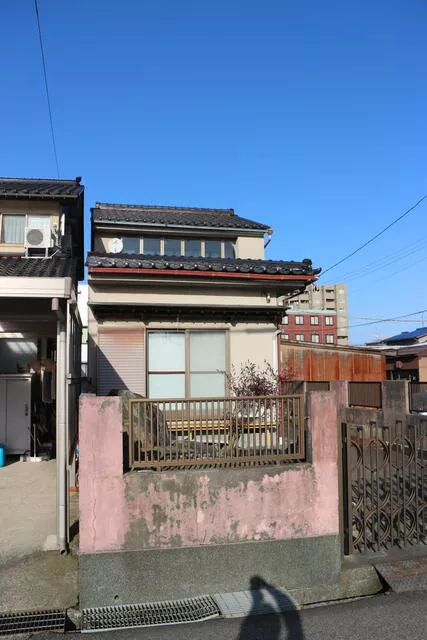 Takaoka City, Awara Town (Shikino Junior High School Mae Station) 2-story building 5DK