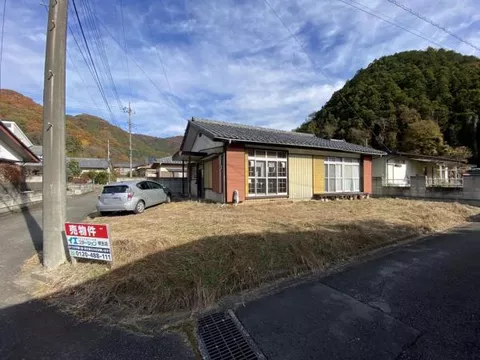 Kawauchi-cho 5-chome, Kiryu-shi, Kiryu (Undo Koen Sta.) Single-story building, 4K

2.29 million yen