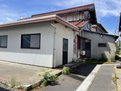 Hikone City, Yanagawa-cho (Inae Station) 2-story building 7DK