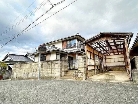 Used single-family home in Inamitsu-cho, Shimonoseki City, 4-chome