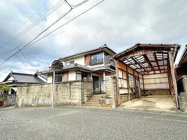 Used single-family home in Inamitsu-cho, Shimonoseki City, 4-chome