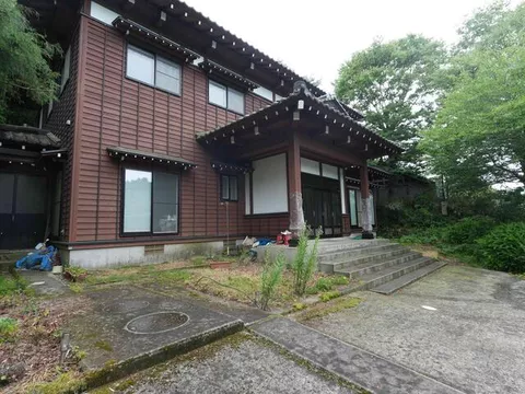 Sakata City, Shinide Aza Muranoshita (Yuza Station) 2-story 11DK