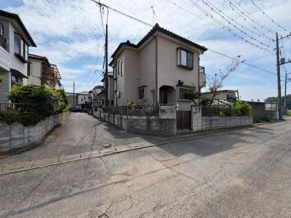 Kazo City Nakahigashikawa (Kazo Station) 2-story 4DK
