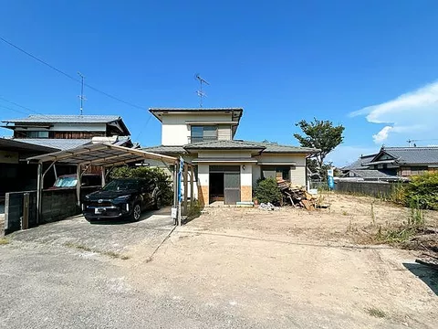 Used single-family home in Saijo City, Dan no Ue