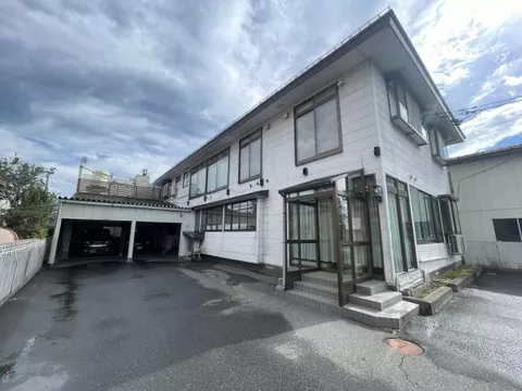 Nishi 12-banchō, Towada City (Nihonmatsu Towada Station) 2-story 5LDK