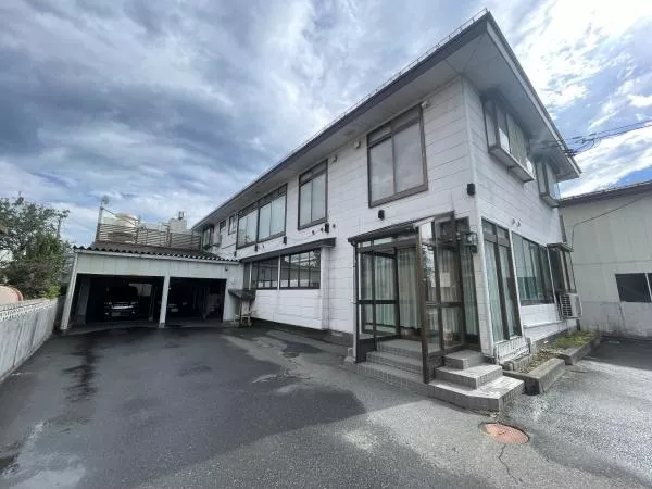 Nishi 12-banchō, Towada City (Nihonmatsu Towada Station) 2-story 5LDK