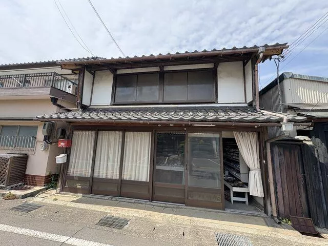 Wakamiya, Takahama Town, Ohi District (Wakasa Takahama Station) 2-story building 9DK