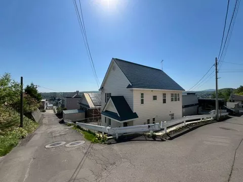 Sapporo City, Minami Ward, Kawazoe 4-jo 5-chome (Makomanai Station) 2-story 4LDK