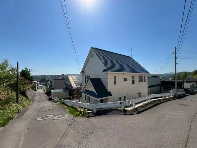 Sapporo City, Minami Ward, Kawazoe 4-jo 5-chome (Makomanai Station) 2-story 4LDK