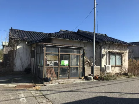 Komatsu-shi, Komatsu （Komatsu station） Single-story building, 4LDK

1.5 million yen