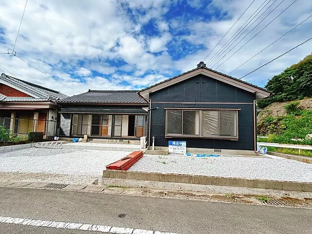 Used single-family home in Kadogawa Town, Higashi-usuki District, Kakusa 3-chome