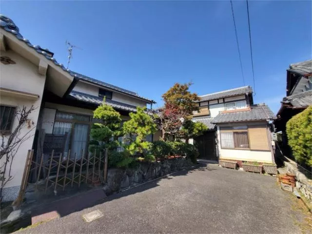 Minamikawachi District, Taishi Town, Oaza Yamada (Kaminotaishi Station) 2-story 10SLDK