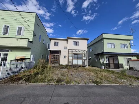Asahikawa City, Suehiro Higashi 1-jo 1-chome (Shin-Asahikawa Station) 2-story 5SLDK