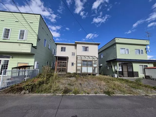 Asahikawa City, Suehiro Higashi 1-jo 1-chome (Shin-Asahikawa Station) 2-story 5SLDK