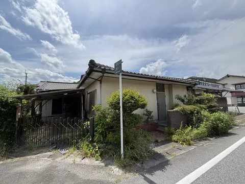 Nakatsu City, Hon-Yabakei Town, Sogi (Nakatsu Station) Single-story building 4LDK