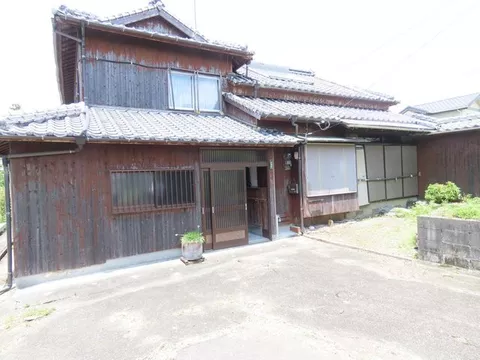 500,000 yen for Mitsuhashi Town Kusu (Tokumatsu Station)