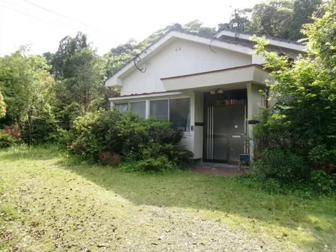 Kankitsu Town, Kankitsu District, Toyama (Shibushi Station) Single-story building 5DK