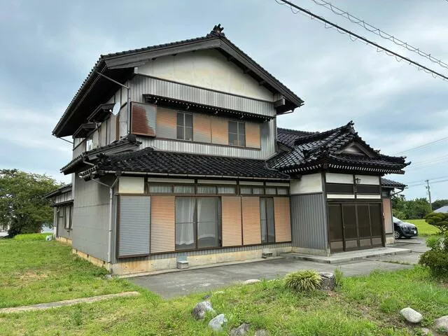 Shimo-Shin'etsu District Asahi Town Kanayama (Tomari Station) 2-story 10DK