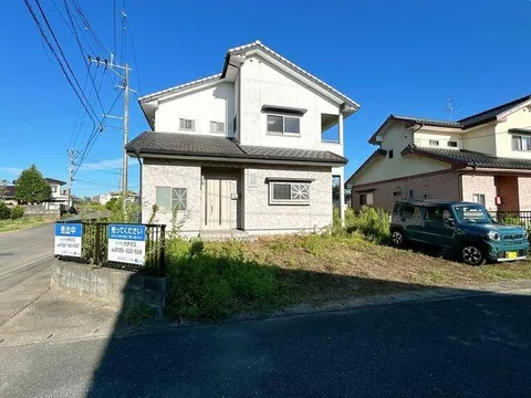 Uto City, Matsuhashi Town, Nishishitagō (Matsuhashi Station), two-story building, 5LDK