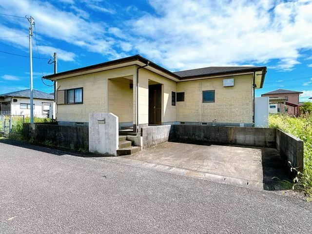 Shintomi Town, Koyu District, Oaza Shimotonda (Hyuga Shintomi Station) Single-story building 3LDK