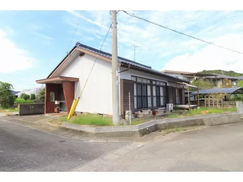 【Popular single-story house】【Southeast corner lot】【About 70m to Yokama Park】