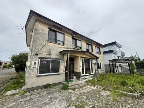 Bibai City, Nishi 2-jo Kita 2-chome (Bibai Station) 2-story building 9LDK