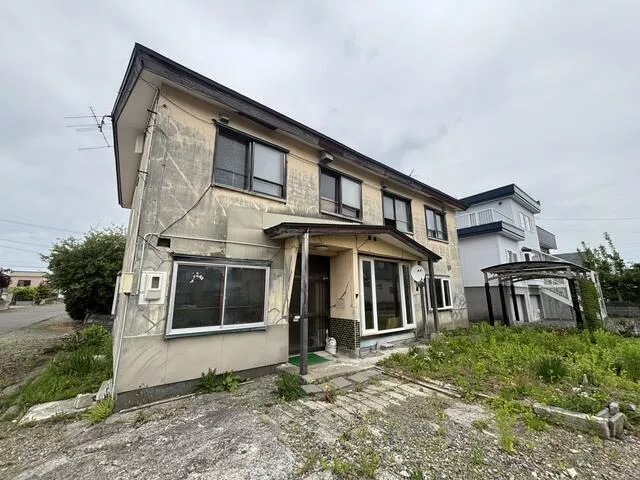Bibai City, Nishi 2-jo Kita 2-chome (Bibai Station) 2-story building 9LDK