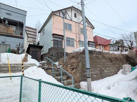 Otaru City, Hanazono 3-chome (Minami-Otaru Station) 2-story building 3LDK