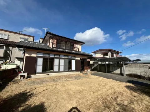 12 minutes walk from "Aihara" station, JR Yokohama Line