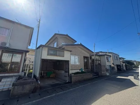 Uehashi Town (Uehashi Station) 3.5 million yen