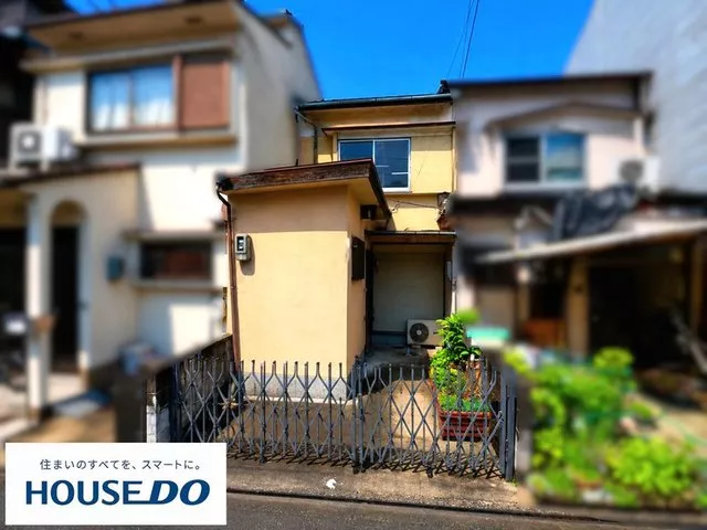 ■ 2-story building with a 3DK layout ♪ ■ Located 10 minutes on foot from the nearest Keihan Main Line station ♪