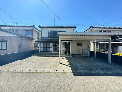 Sanjo City Sudonitta two-story building 3LDK