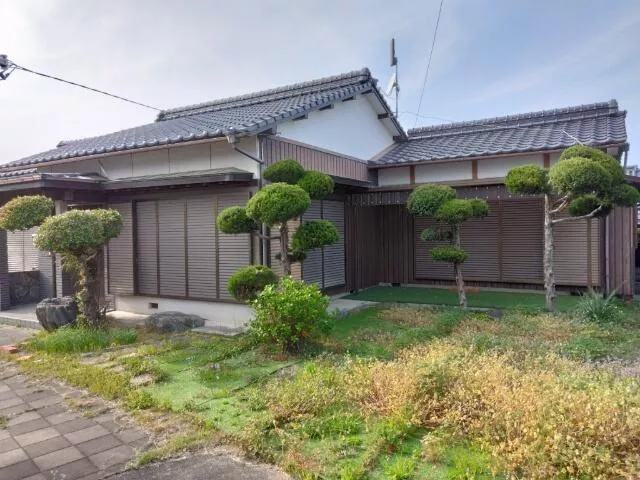 Niihama City, Sakuragi-cho (Takahama Station) Single-story building 4DK