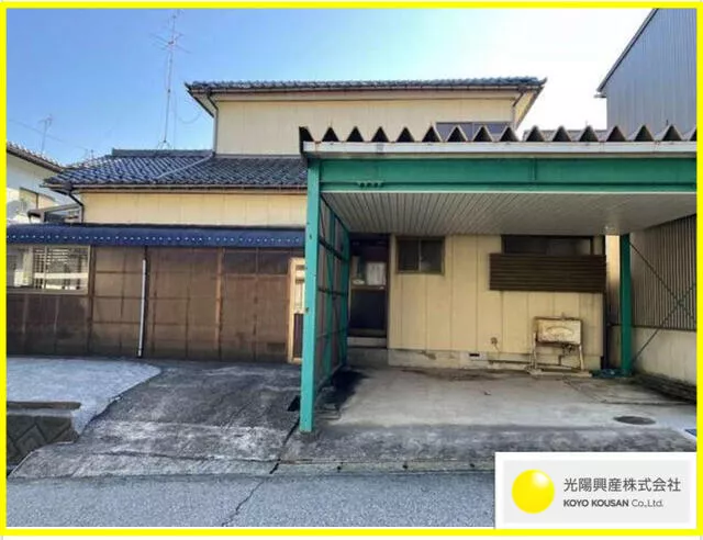 Takaoka City, Fushiki Kofu Motomachi (Fushiki Station) 2-story building 5K