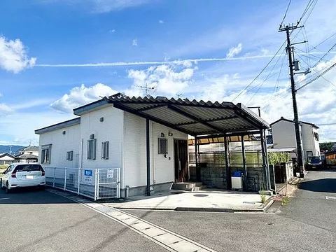 Used single-family home in Kannonji City, Yoshioka Town