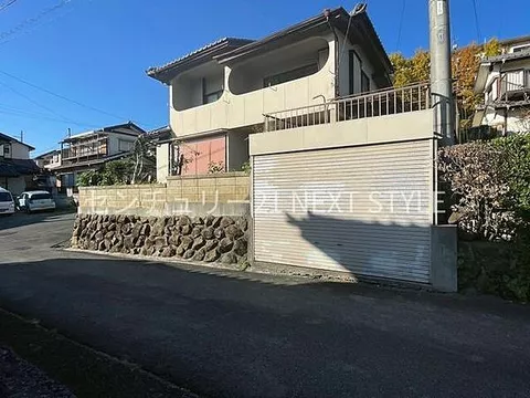 Used single-family home in Kofu City, Yamamiya, used house with a view of Mt. Fuji, south-facing road