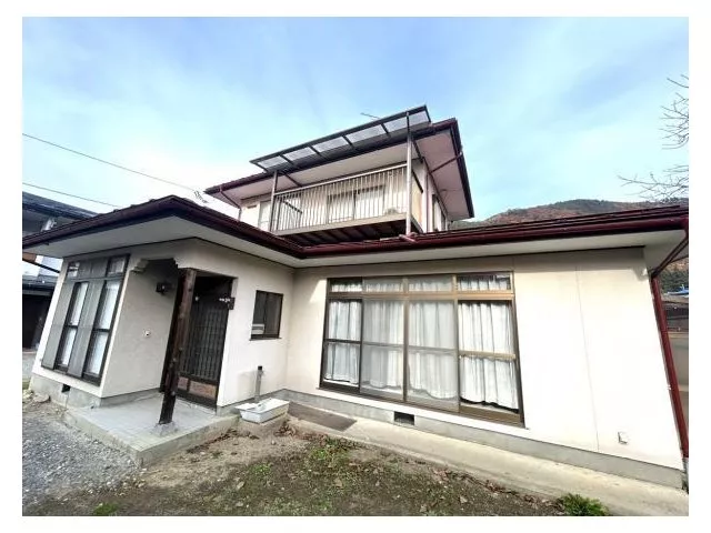 [Open House] Interior and exterior renovation planned / Water area replacement / Parking for 3 cars / Nagano City Kawada