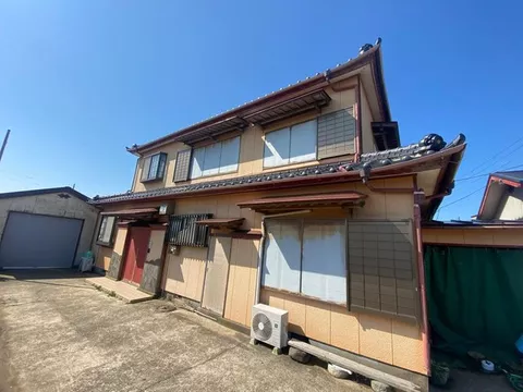 Kuroki Town (Kasagami Kuroki Station) 7.8 million yen