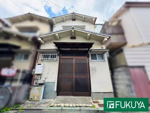 ■Accessible by 3 train lines! ■Located in a quiet residential area with low surrounding traffic!
