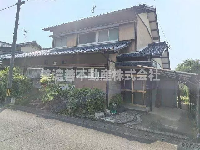 Gifu City, Nagara 2-story building 6DK