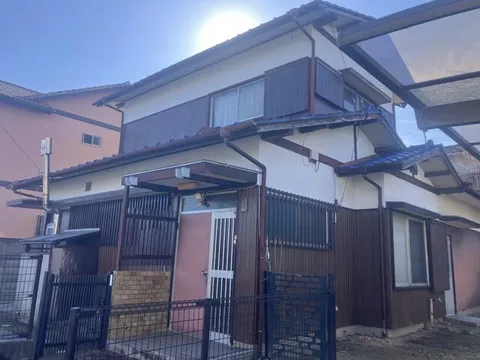 Matsuzaki, Higashikagawa-city (Niu station) 2F 5K

2,000,000 yen