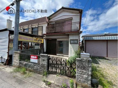 7 minutes on foot to Tobu Isesaki Line "Hanyu" station!! Storage space secured in all rooms!